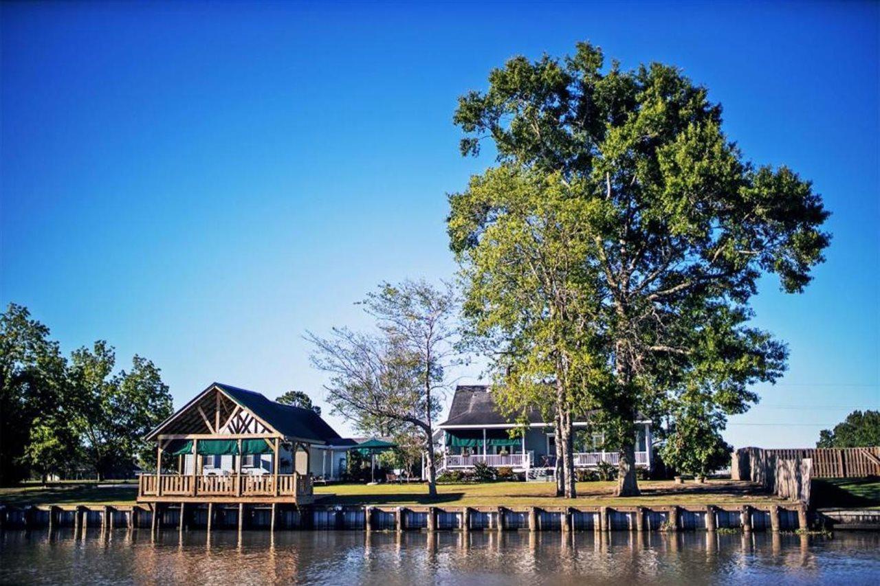 A Chateau On The Bayou Bed & Breakfast Raceland Eksteriør billede