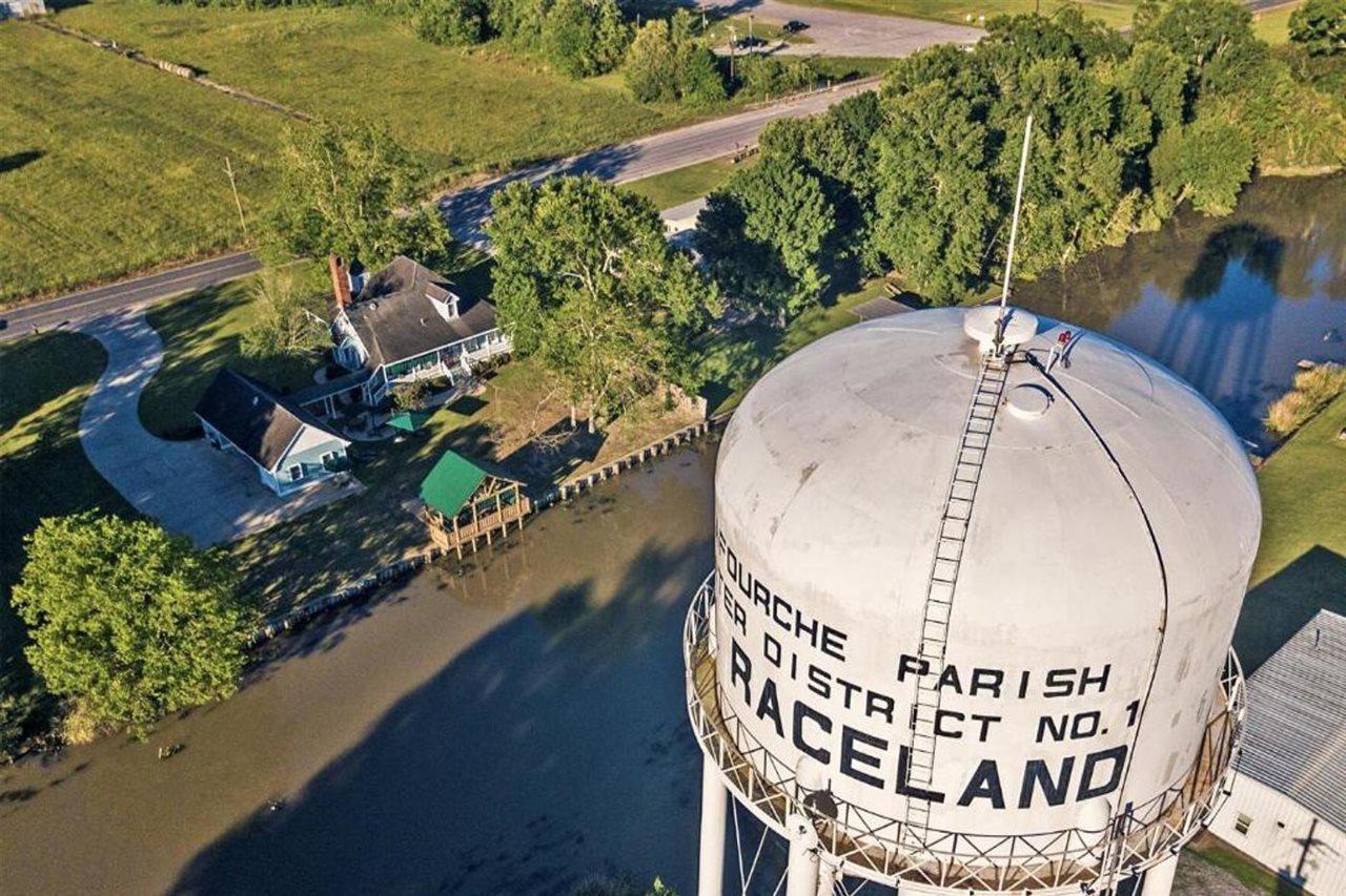 A Chateau On The Bayou Bed & Breakfast Raceland Eksteriør billede